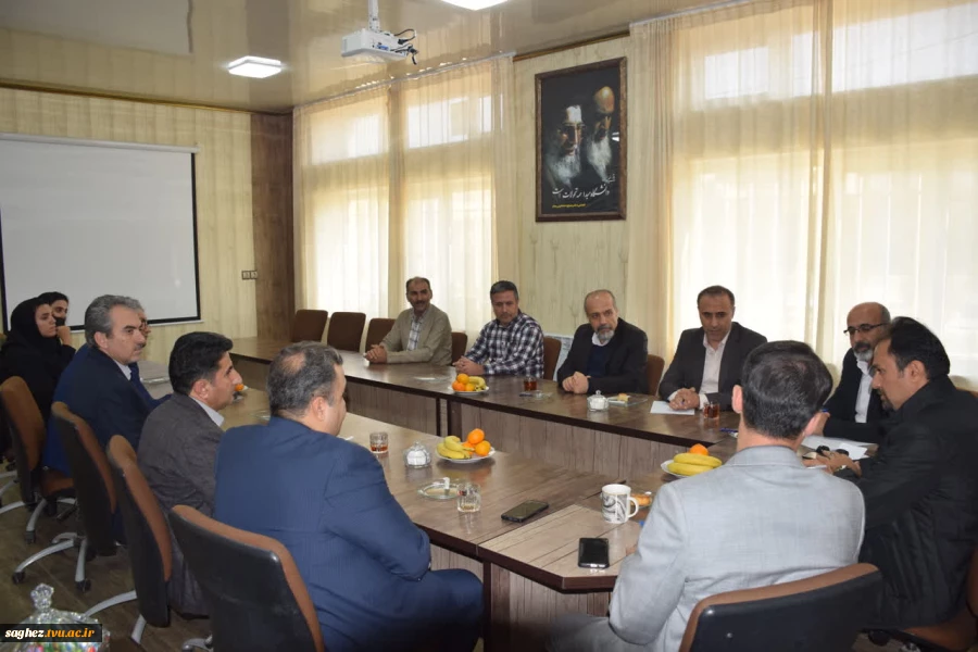 جلسه شورای اداری آموزشکده ملی مهارت سقز با حضور رئیس واحد استانی کردستان  11