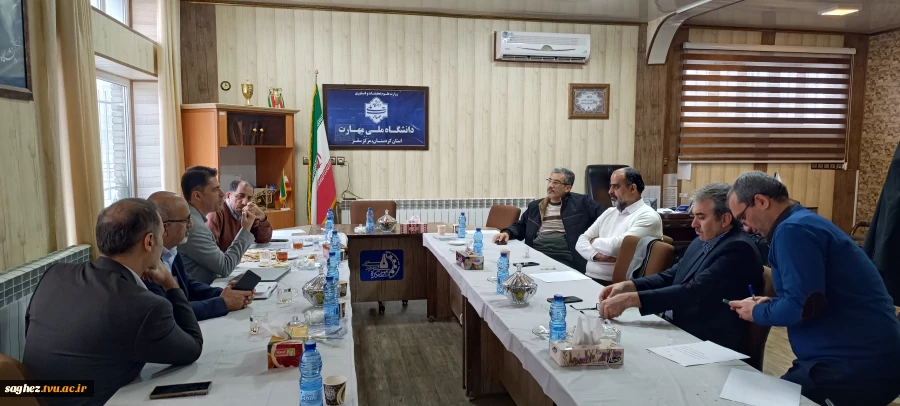 نشست اعضای هیئت رئیسه دانشگاه ملی مهارت با جناب آقای دکتر نوری رئیس دانشگاه ملی مهارت استان کردستان مرکز سقز. 2