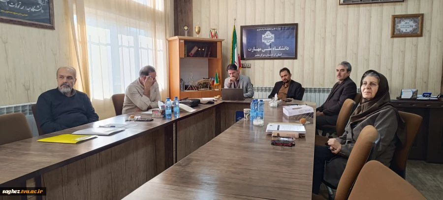 برگزاری جلسه کمیته تایید صلاحیت علمی اساتید متقاضی تدریس با حضور سرپرست واحد استانی کردستان 6