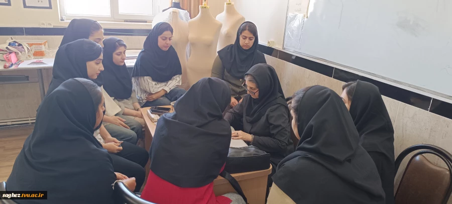 در پی فراهم شدن شرایط و اخذ مجوزهای لازم، کلاس‌های عملی  دانشگاه ملی مهارت استان کردستان، مرکز سقز، تا پایان نیمسال به‌صورت فشرده و حضوری برگزار می‌شود. 6