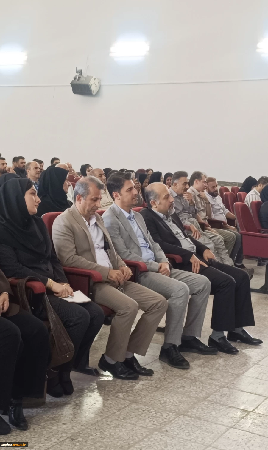 تأکید بر هدایت دانش‌آموزان به آموزش‌های مهارتی و آسیب‌شناسی کاهش ورودی دانشجویان پسر در دانشگاه ملی مهارت، مرکز سقز 3